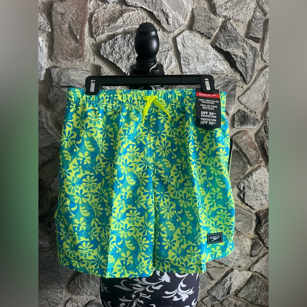 NWT Speedo Boys Swim Trunks XL